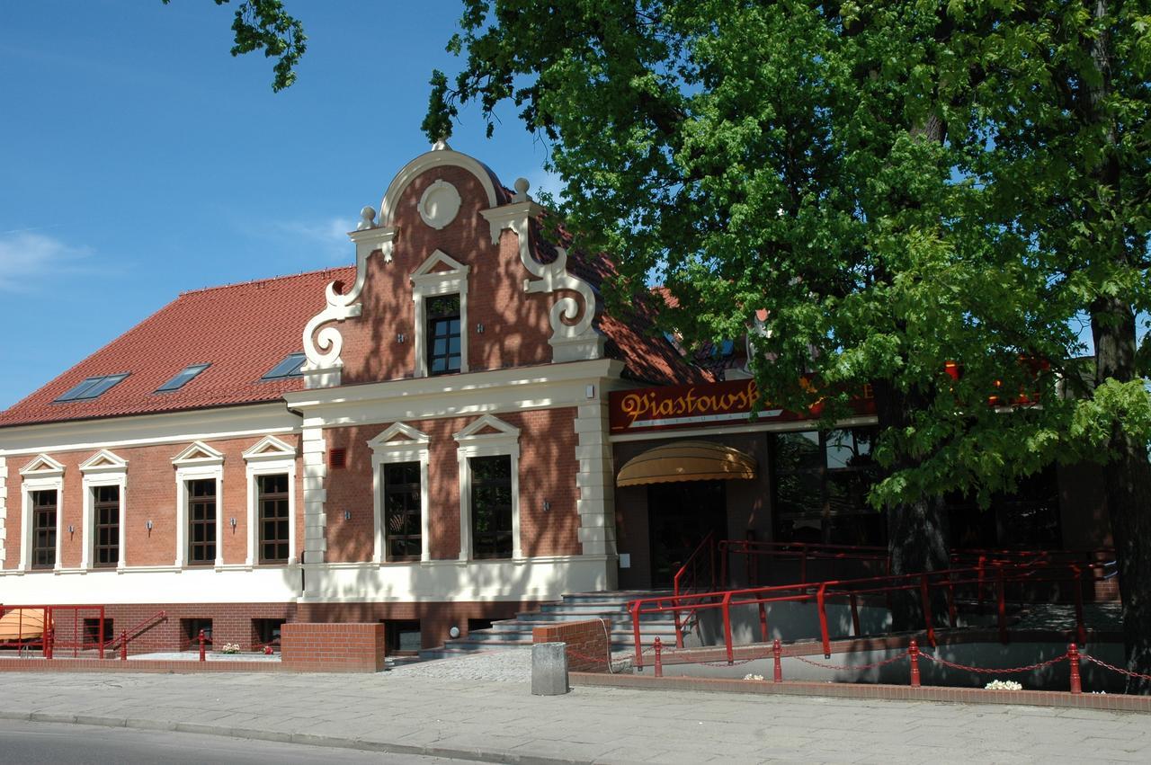 Chojna Hotel Piastowska מראה חיצוני תמונה